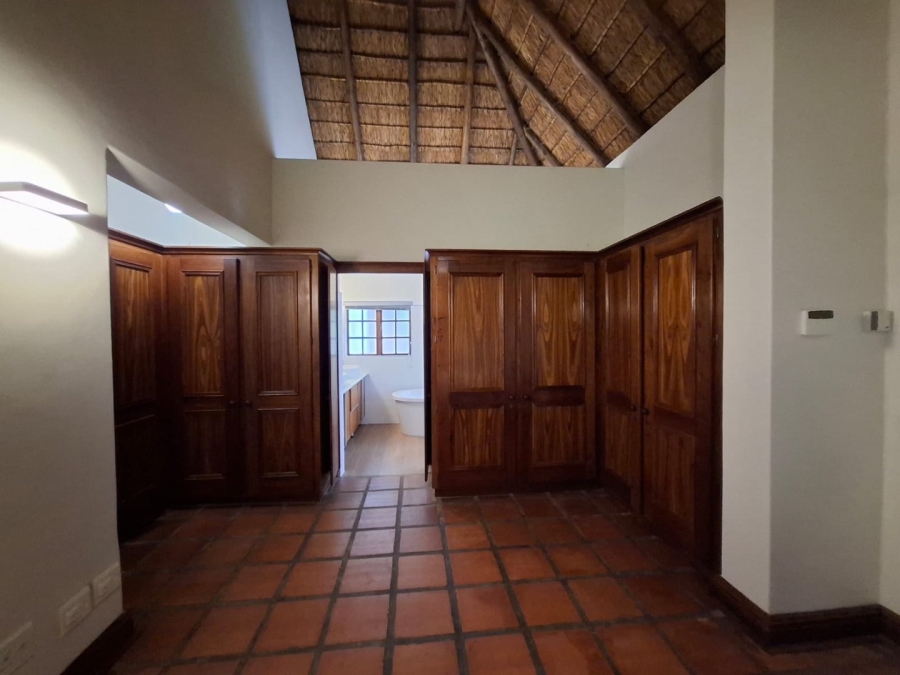 5 Bedroom Property for Sale in Cashan North West